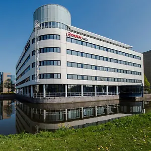 hampton-by-hilton-amsterdam-airport-schiphol.thehaguehotels.net/