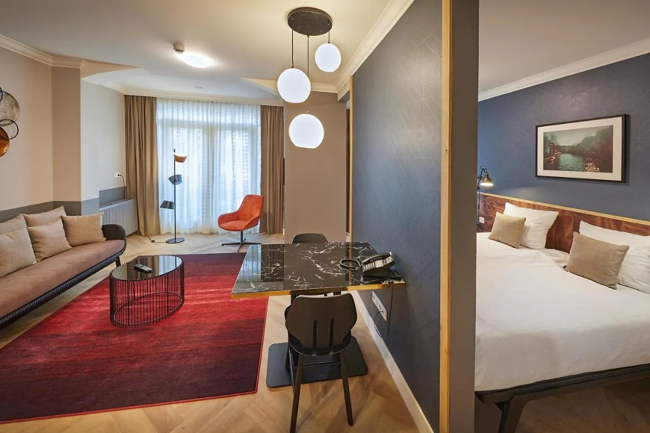 Nova Apartments Amsterdam (Adults Only) Hotel